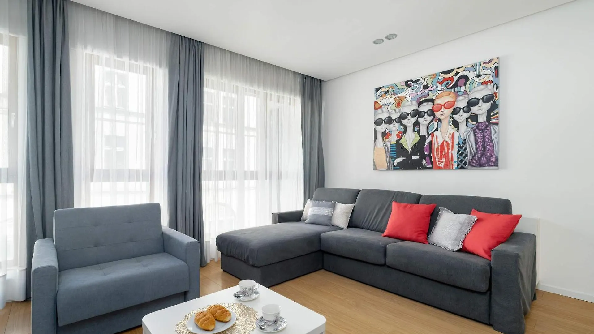 Bright Studio Wodna Near Old Town Poznan By Noclegi Renters